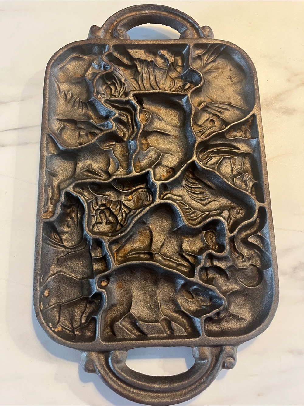 John Wright cast iron animals mold